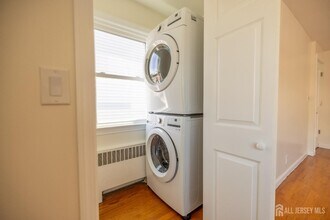 13 Boyd Ave in Jersey City, NJ - Building Photo - Building Photo