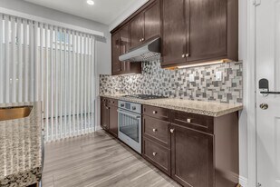 76 Evening Sun in Irvine, CA - Building Photo