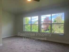 1184 Fruitdale Dr in Grants Pass, OR - Building Photo - Building Photo