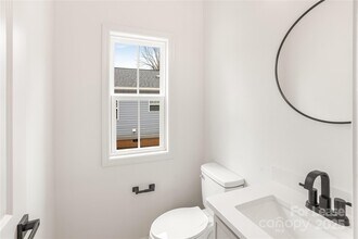 2718 Mayfair Ave in Charlotte, NC - Building Photo - Building Photo