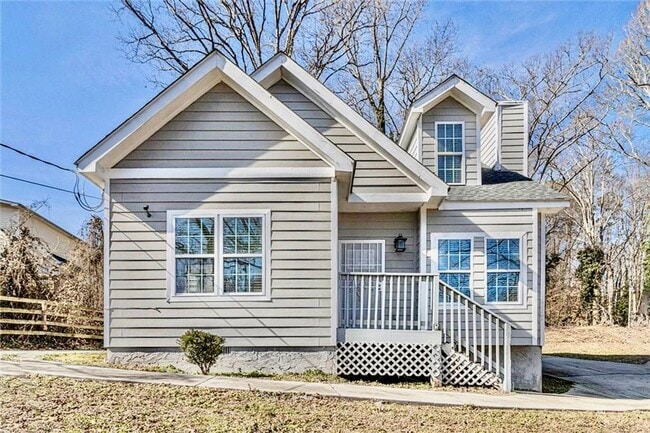 property at 960 N Grand Ave NW