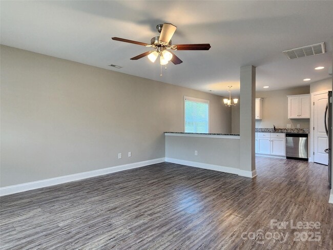 1556 Kingston Dr in Kannapolis, NC - Building Photo - Building Photo