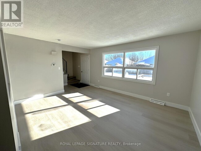 107 Endicott Terrace in Welland, ON - Building Photo - Building Photo