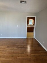 2120 SW 61st St in Oklahoma City, OK - Building Photo - Building Photo