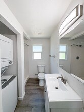 1110 E Highland Ave in Phoenix, AZ - Building Photo - Building Photo