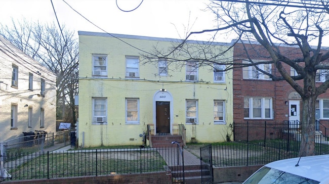 5013 1st St NW in Washington, DC - Building Photo - Building Photo
