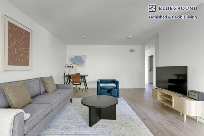 20200 Lucille Ave in Cupertino, CA - Foto de edificio - Building Photo