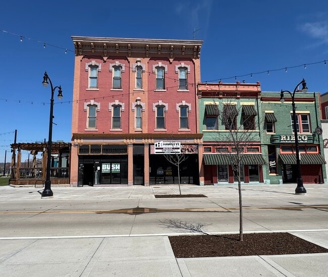 property at 1809 2nd Ave