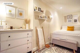 604 E 9th St in New York, NY - Building Photo - Building Photo