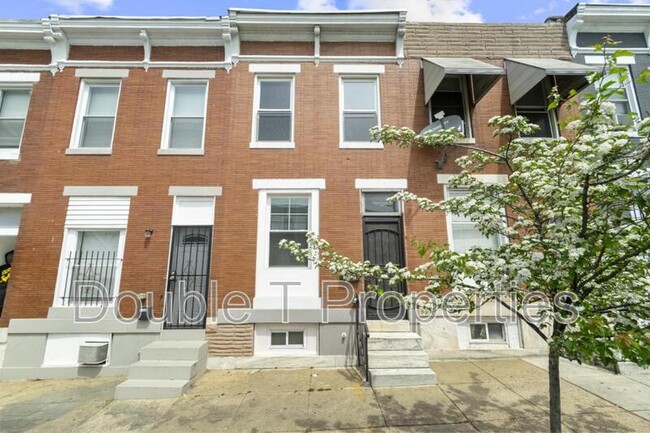 property at 2906 E Monument St