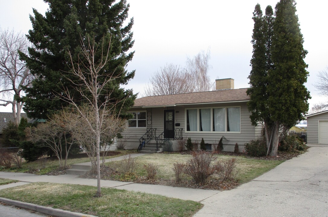 1009 Harrison Ave in Helena, MT - Foto de edificio