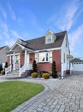 741 Salem Rd in Uniondale, NY - Building Photo - Building Photo