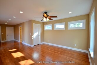 17 Morris St in Asheville, NC - Building Photo - Building Photo