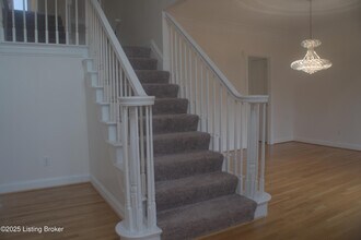 11107 Herring Ct in Louisville, KY - Foto de edificio - Building Photo