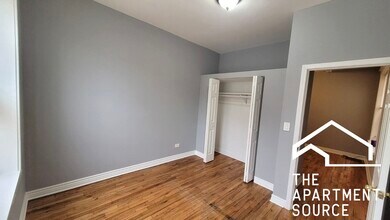 4056 W Hirsch St in Chicago, IL - Building Photo - Building Photo
