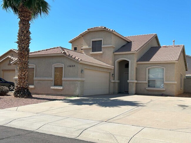 15608 W Ocotillo Ln in Surprise, AZ - Foto de edificio - Building Photo