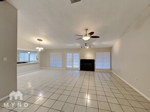 9150 Park Trail in San Antonio, TX - Building Photo - Building Photo