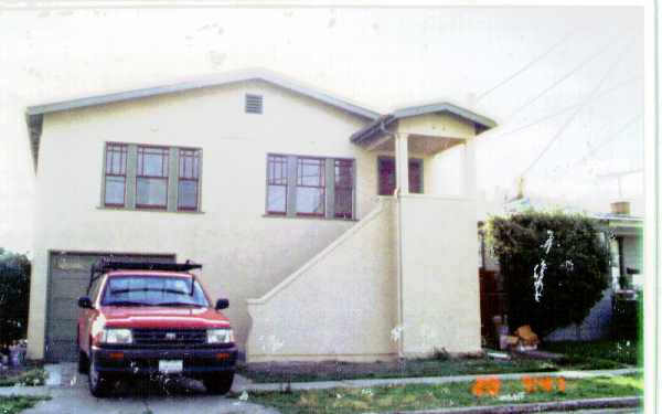 202-204 Behrens St in El Cerrito, CA - Building Photo - Building Photo