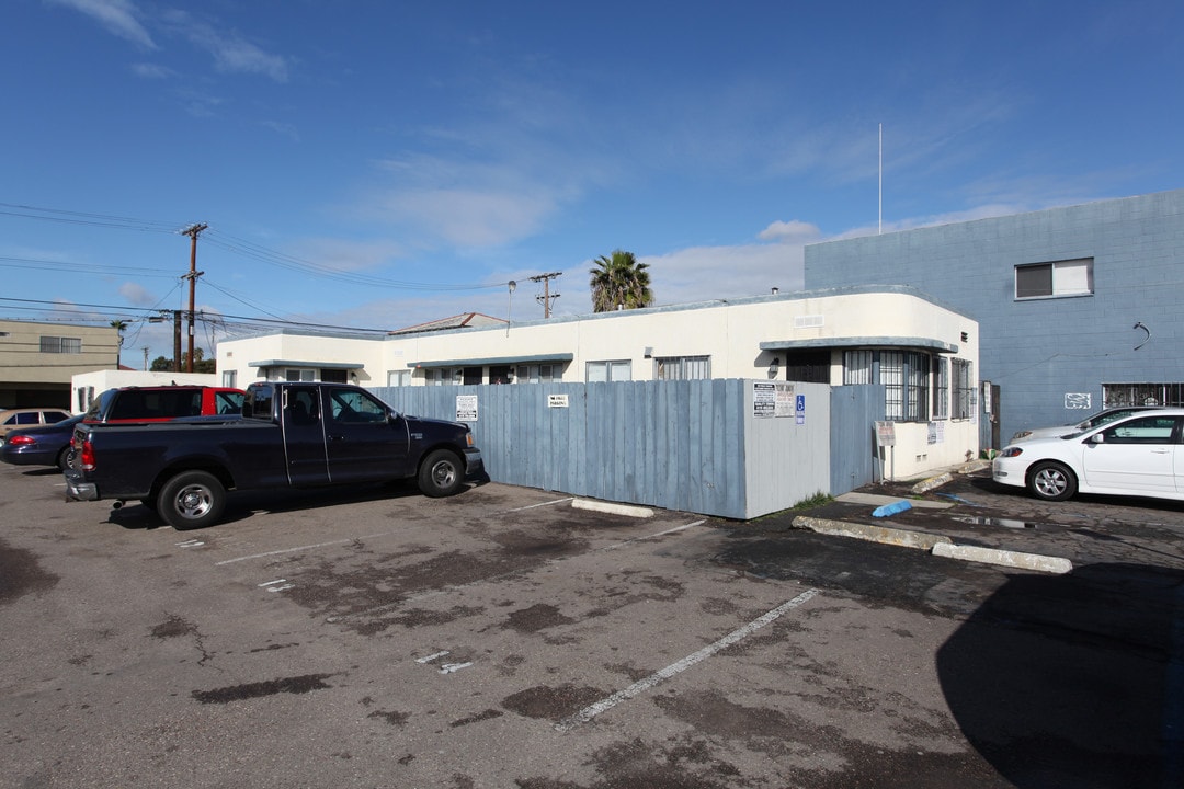 4674-4680 30th St in San Diego, CA - Building Photo