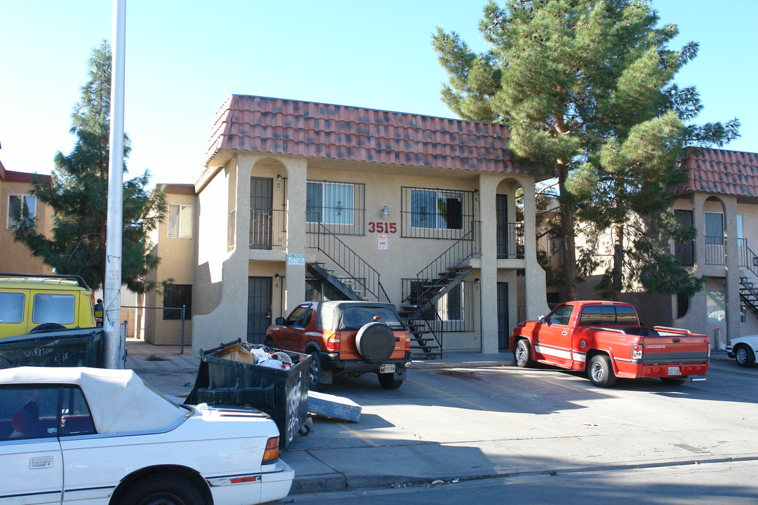 3515 Thomas Ave in North Las Vegas, NV - Building Photo