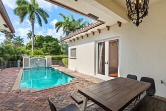 1223 Jackson St in Hollywood, FL - Building Photo - Building Photo
