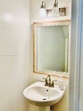 2 Simonton Cir in Weston, FL - Building Photo - Building Photo