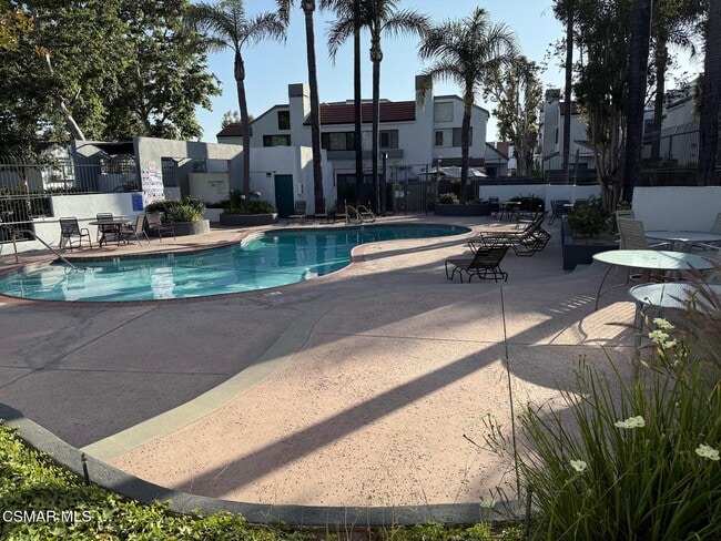 1190 Tivoli Ln
