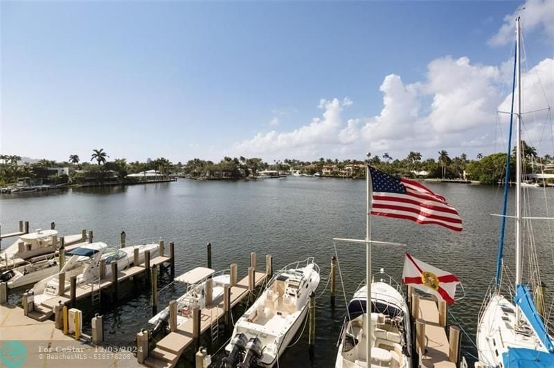 333 Sunset Dr in Fort Lauderdale, FL - Building Photo