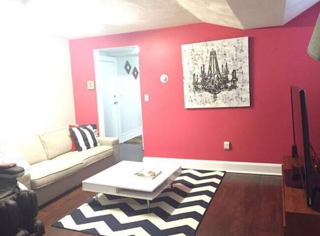 86 Jersey St, Unit B1 in Boston, MA - Building Photo - Building Photo