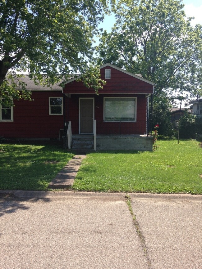 526 Drew St in St. Albans, WV - Building Photo - Building Photo