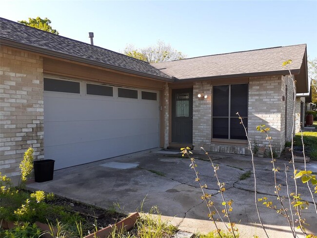 12517 Limerick Ave in Austin, TX - Building Photo - Building Photo