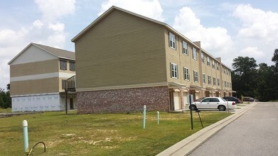 Orchard At The Bay in D'Iberville, MS - Foto de edificio - Building Photo