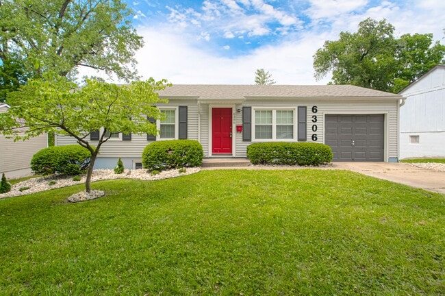 property at 6306 E 153 St