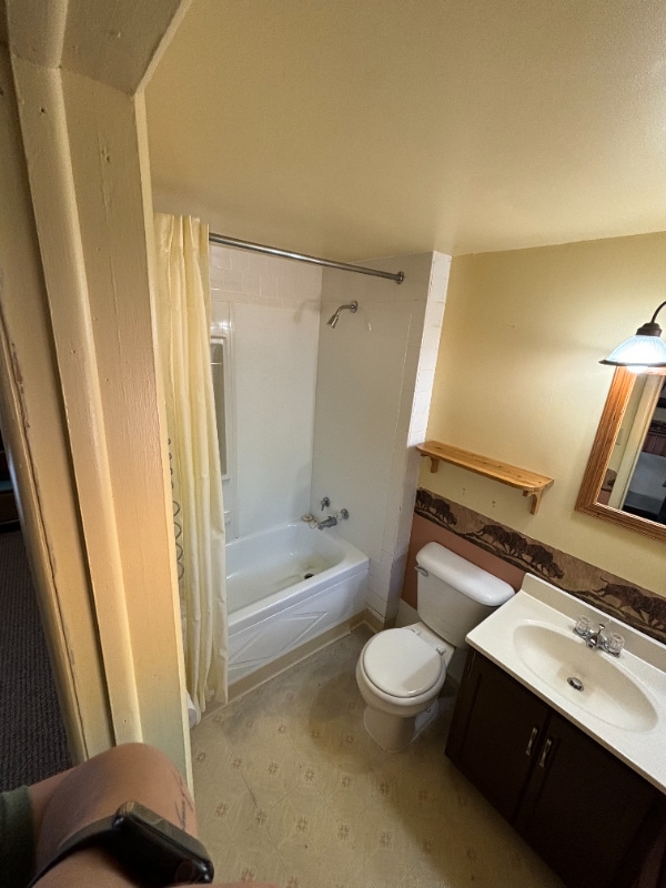 19022 US HWY 85 in Belle Fourche, SD - Building Photo - Building Photo