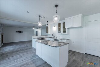 4013 Valley View Dr in Temple, TX - Building Photo - Building Photo