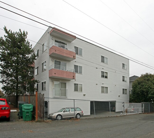 Annadette Apartments in Seattle, WA - Building Photo - Building Photo