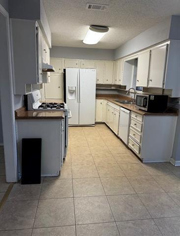 1902 Aspen Dr in Lewisville, TX - Building Photo - Building Photo
