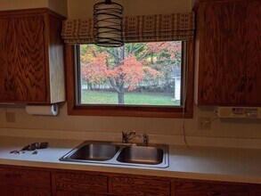 850-852 Truax Blvd in Eau Claire, WI - Building Photo - Building Photo