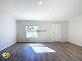 2639 W Felton Ln in Citrus Springs, FL - Building Photo