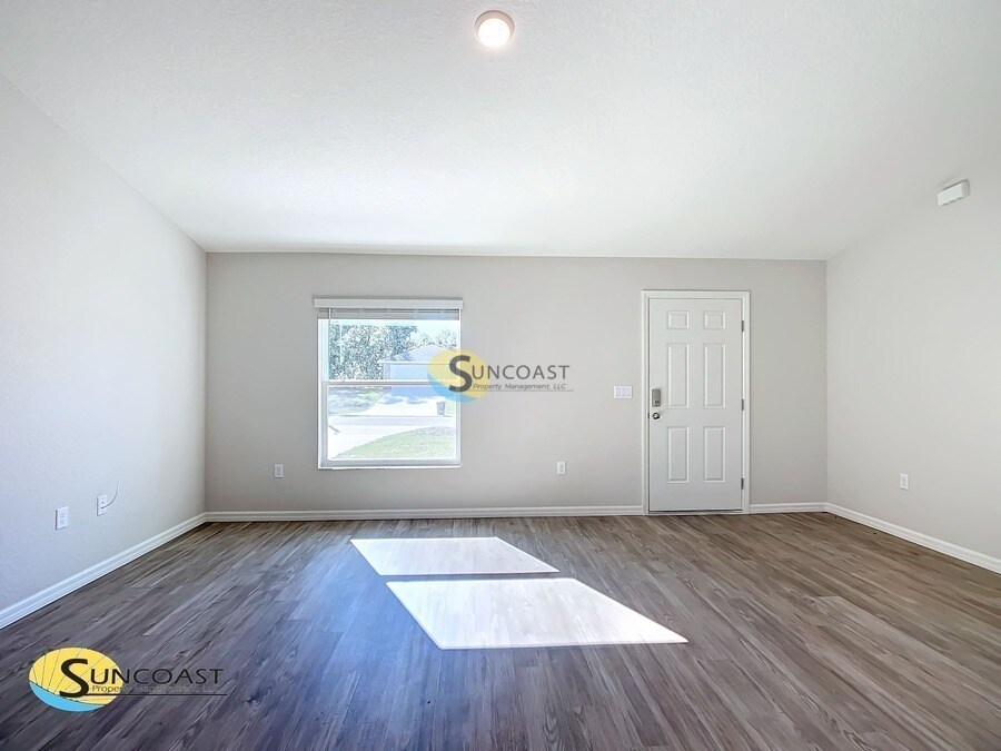 2639 W Felton Ln in Citrus Springs, FL - Foto de edificio