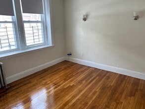 1840 Commonwealth Ave, Unit 6 in Boston, MA - Building Photo - Building Photo