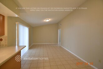 8147 Wellsmere Cir in Orlando, FL - Building Photo - Building Photo