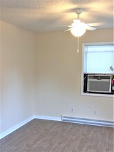 1209 Dickson Ave in Hanahan, SC - Building Photo - Building Photo