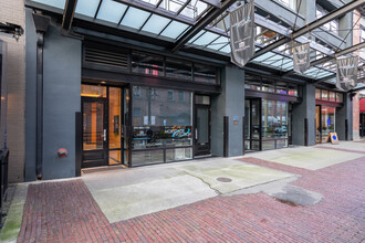 Del Prado in Vancouver, BC - Building Photo - Building Photo