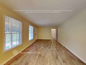 5295 Corinth Cir in Stone Mountain, GA - Building Photo - Building Photo