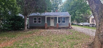 510 N Academy St in Cary, NC - Building Photo - Building Photo