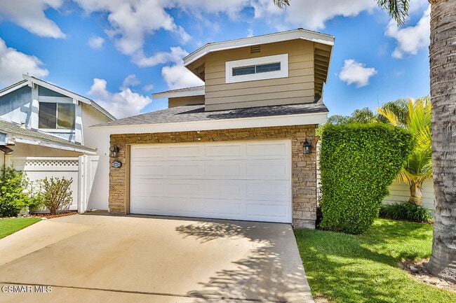 30705 Davey Jones Dr in Agoura Hills, CA - Building Photo - Building Photo
