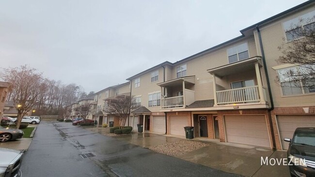 6525 Quarterbridge Ln in Charlotte, NC - Building Photo - Building Photo