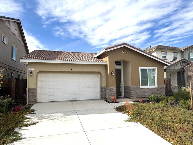 3022 Hickorynut St in Antioch, CA - Foto de edificio - Building Photo