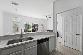 3045 Yellow Lantana Ln in Kissimmee, FL - Building Photo - Building Photo